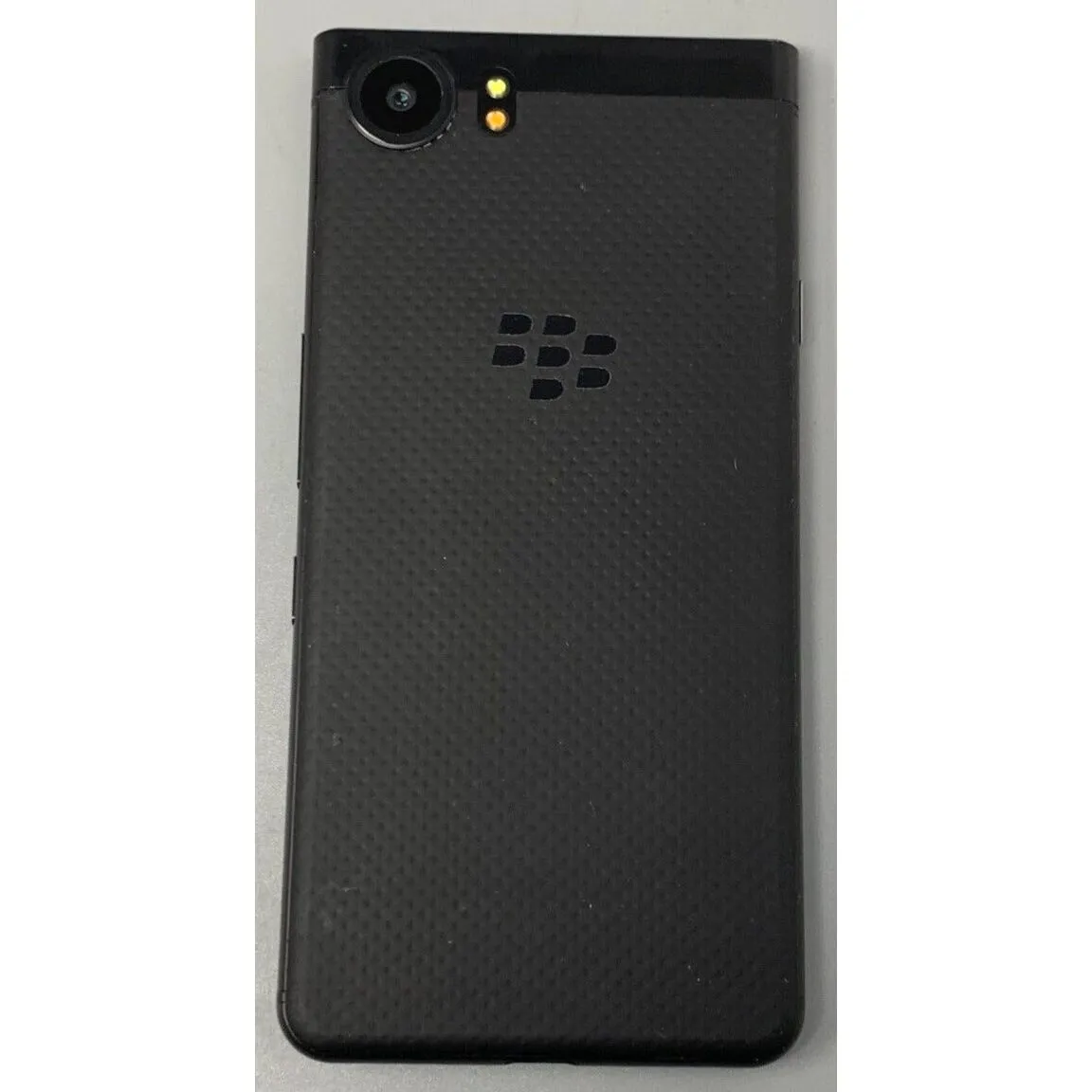 Blackberry DTEK60 BBA100-2 32GB SmartCell-Phone (Unlocked, Black)