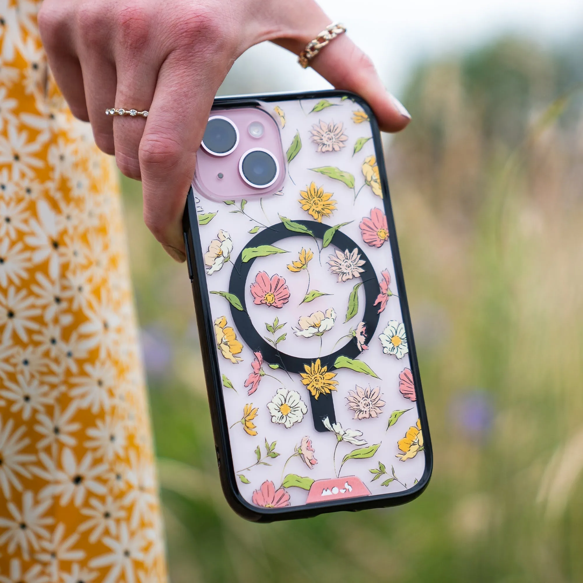 Flowers MagSafe® Compatible Printed Phone Case – Floral Pink