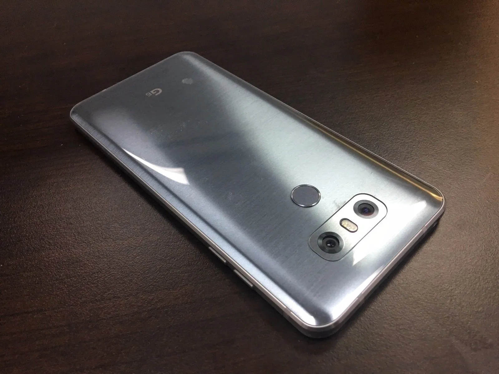 LG G6 H872 32GB Platinum -Smartphone - 32GB T-MOBILE