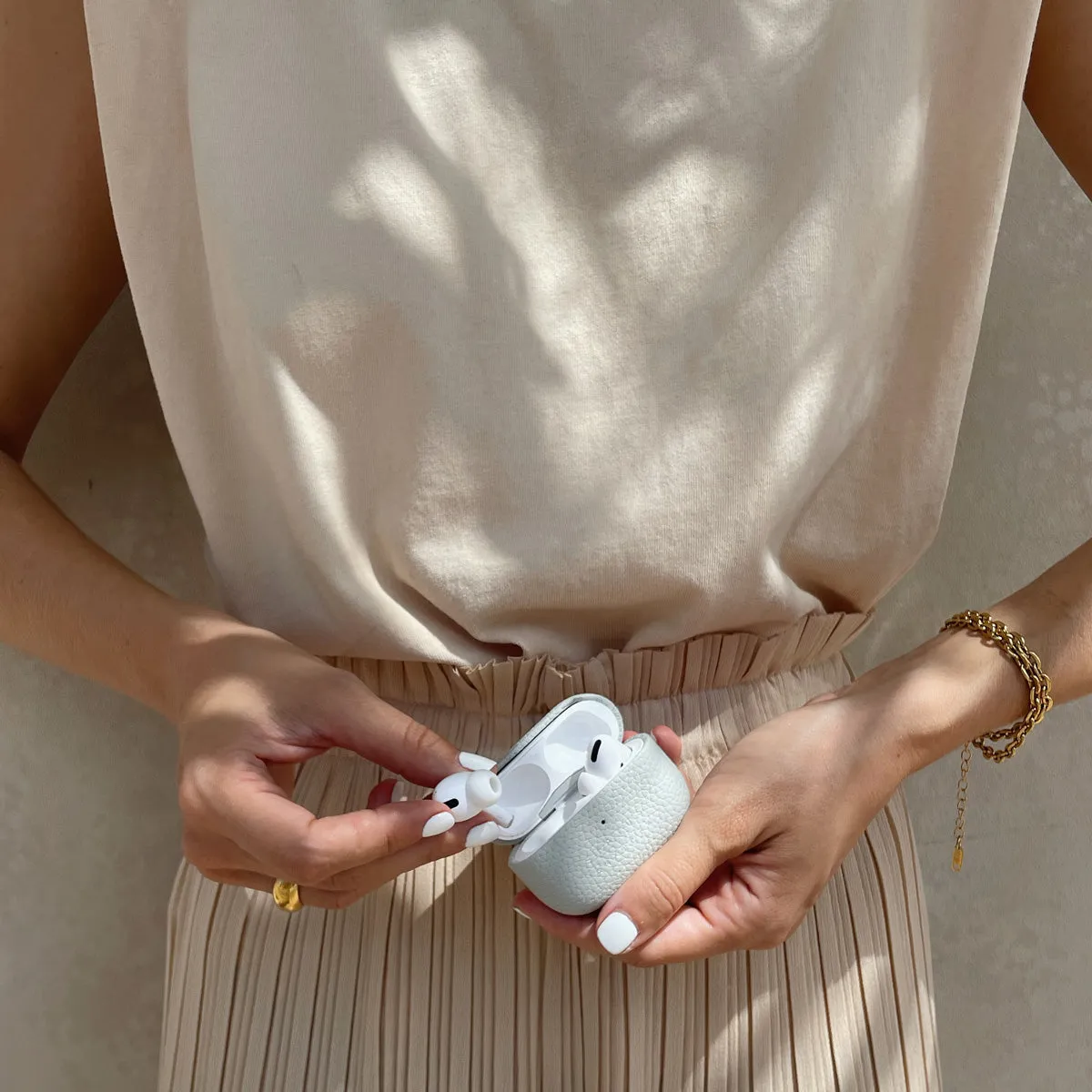 Miracle Worker Airpods Case - Light Grey